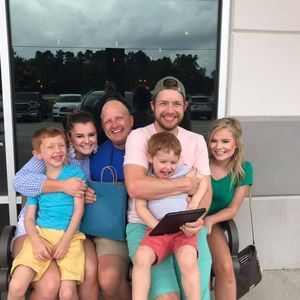 Meet your Posher, Bobby